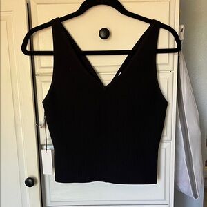NWT Aritzia knit sculpt black tank